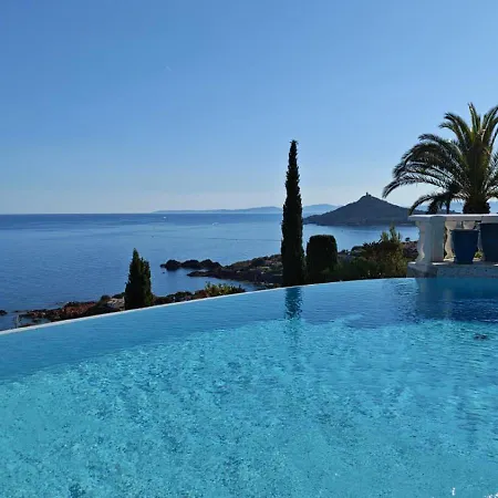 Exceptional See-view Heart Of The Esterel * Saint-Raphael (Var)